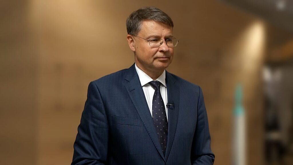 EU needs to ‘pin down’ Ukraine’s budget needs, Dombrovskis says