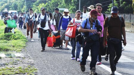 DHS sends ominous warning as migrant caravan heads toward US-Mexico border from Honduras