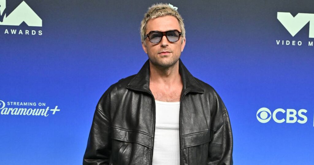 The Housemaid’s Brandon Sklenar Looks Unrecognizable With Blond Transformation at 2026 MTV VMAs