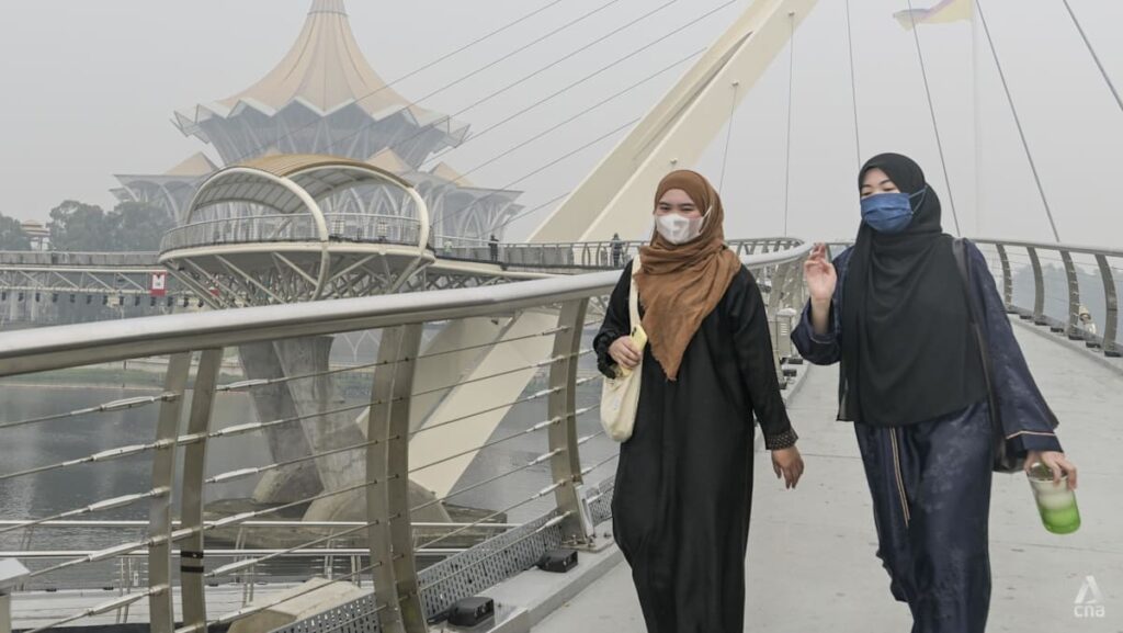 Hot, dry spell in Sarawak to persist into next month as haze lingers, water levels fall