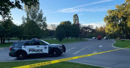 Toronto police ID second homicide victim found in burnt-out vehicle