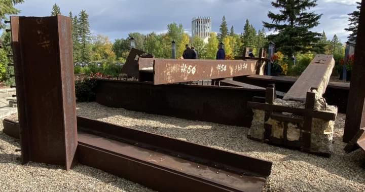 Peace Garden ceremony at Canada-U.S. border marks 25th anniversary of 9/11 attacks