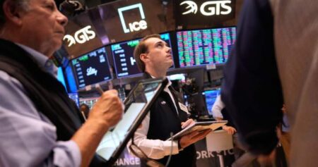 Stock markets struggling to keep up with rising oil prices and bond yields